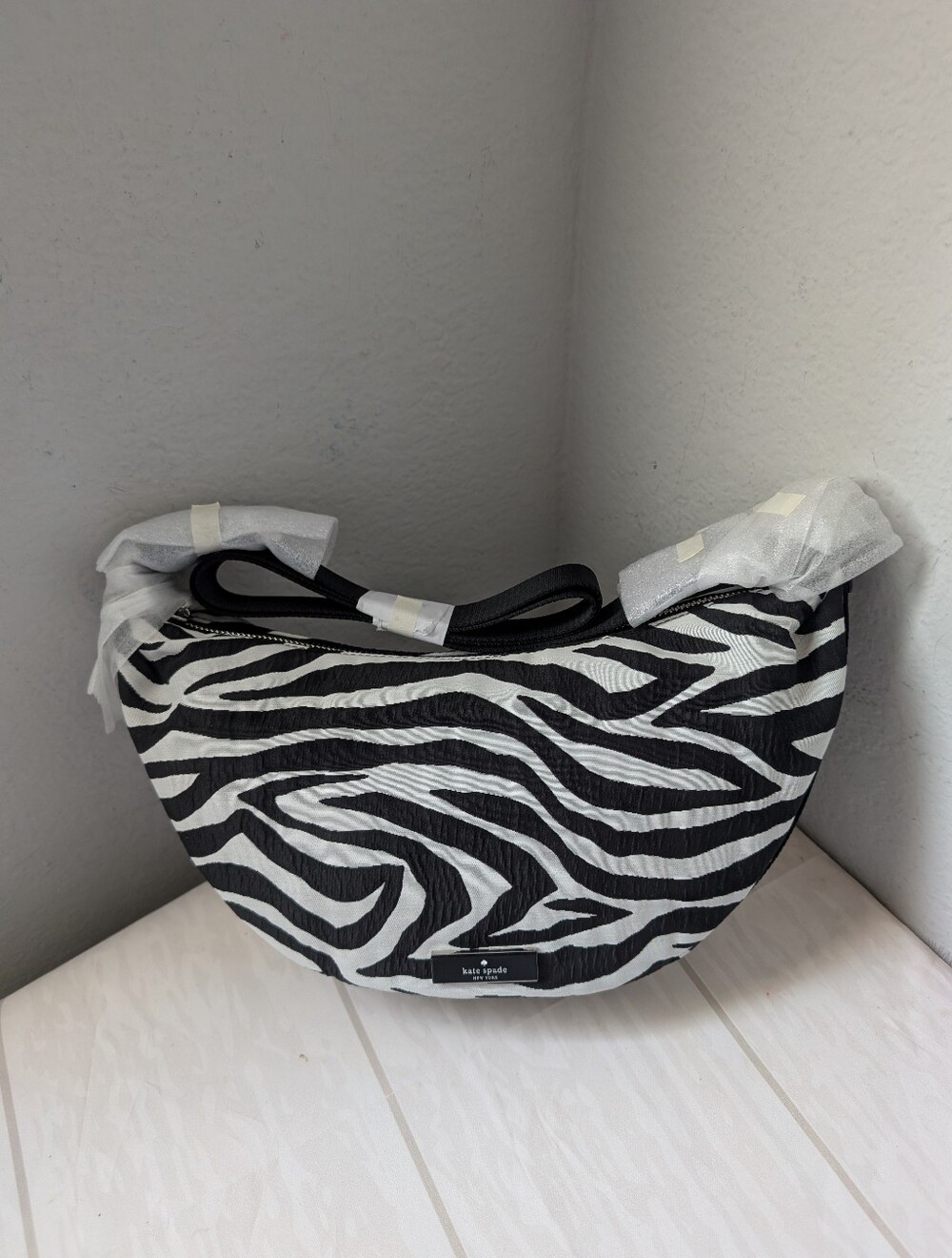 NWT Kate Spade KO429 Carter Zebra Sling Crossbody Bag In Black Multi
